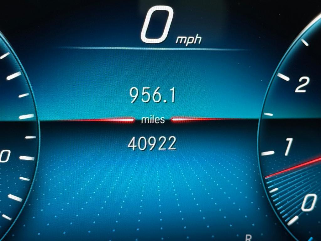 used 2020 Mercedes-Benz GLE 450 car, priced at $40,880