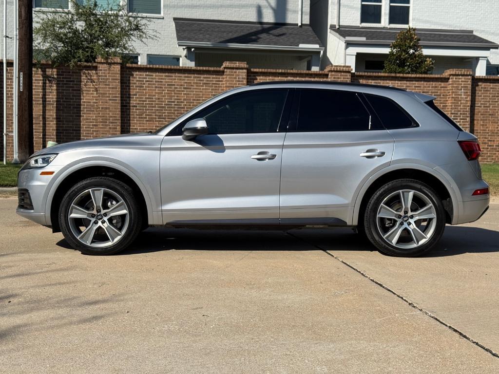 used 2020 Audi Q5 car, priced at $25,880