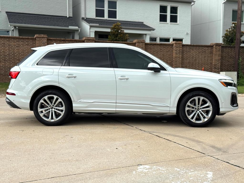 used 2025 Audi Q7 car, priced at $53,440
