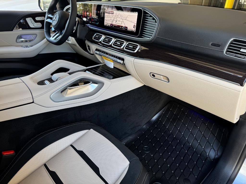 new 2026 Mercedes-Benz AMG GLE 53 car, priced at $106,085