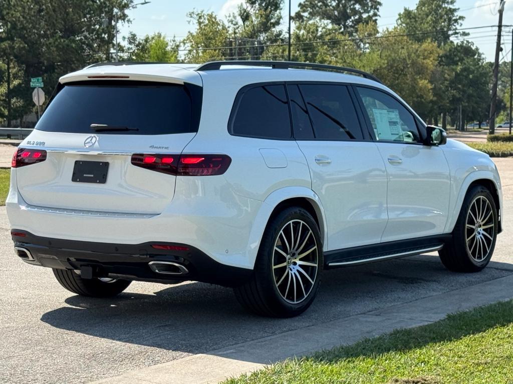 new 2026 Mercedes-Benz GLS 580 car, priced at $121,165