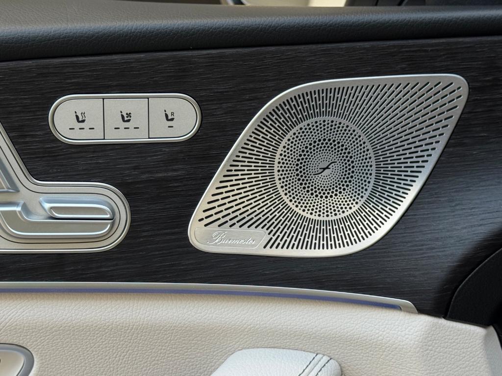 new 2026 Mercedes-Benz GLS 580 car, priced at $121,165