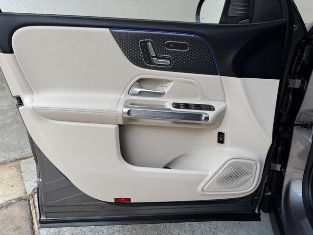new 2025 Mercedes-Benz GLB 250 car, priced at $48,495