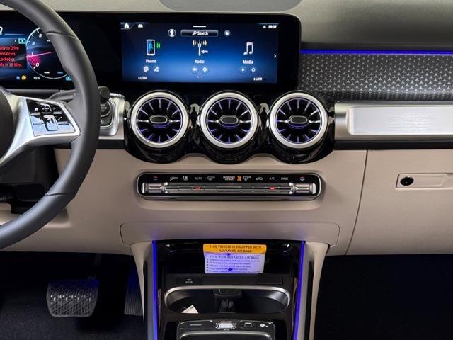 new 2025 Mercedes-Benz GLB 250 car, priced at $48,495