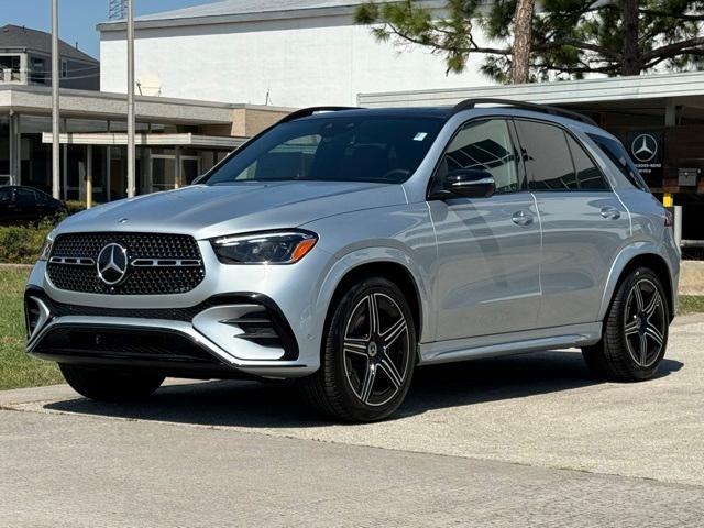 new 2025 Mercedes-Benz GLE 580 car, priced at $96,395