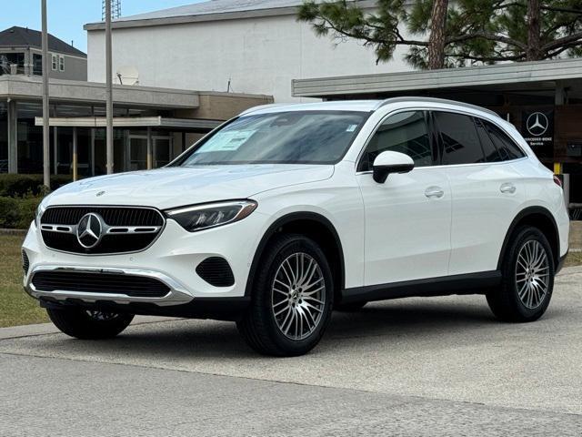 new 2025 Mercedes-Benz GLC 300 car, priced at $51,385