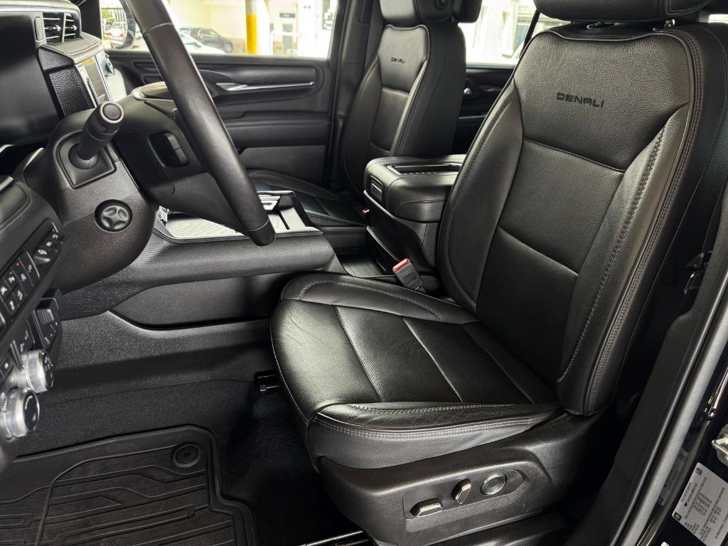 used 2021 GMC Yukon car, priced at $51,880