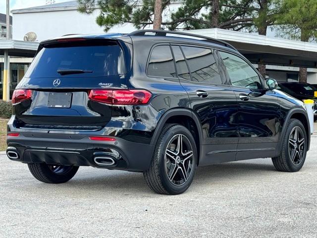 new 2024 Mercedes-Benz GLB 250 car, priced at $51,295