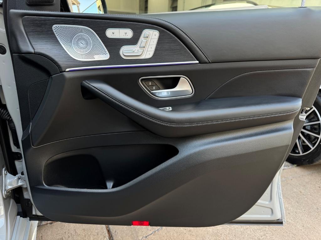 new 2026 Mercedes-Benz AMG GLE 53 car, priced at $102,305