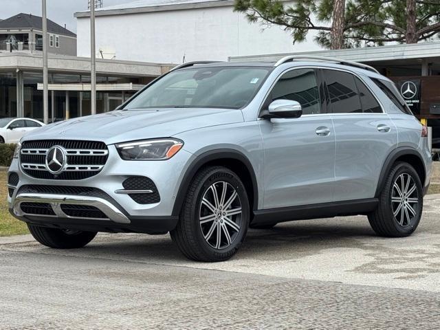 new 2025 Mercedes-Benz GLE 450 car, priced at $75,795