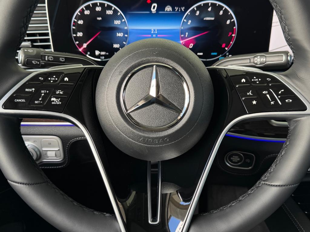 new 2026 Mercedes-Benz GLE 580 car, priced at $104,685