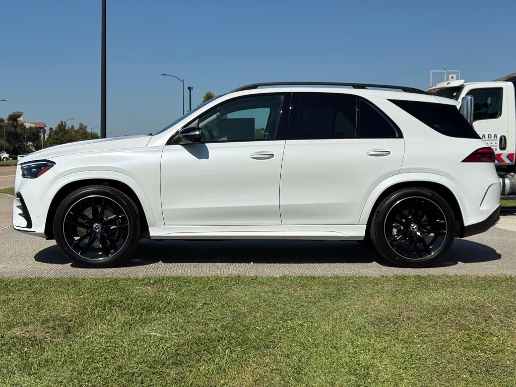 new 2026 Mercedes-Benz GLE 580 car, priced at $104,685