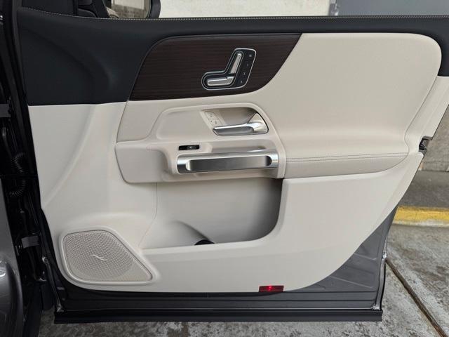new 2025 Mercedes-Benz EQB 300 car, priced at $62,705