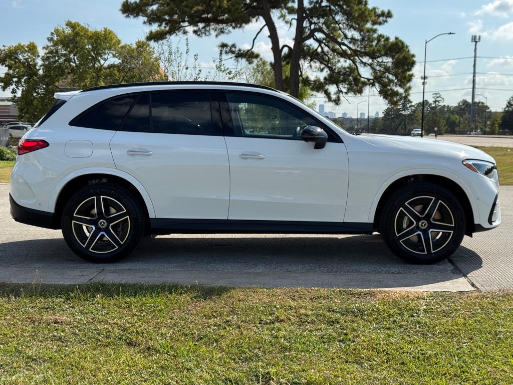 new 2026 Mercedes-Benz GLC 300 car, priced at $58,140