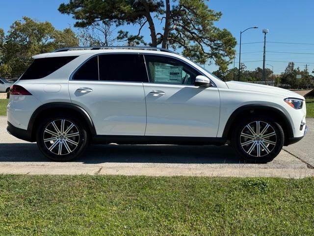 new 2025 Mercedes-Benz GLE 450 car, priced at $73,745