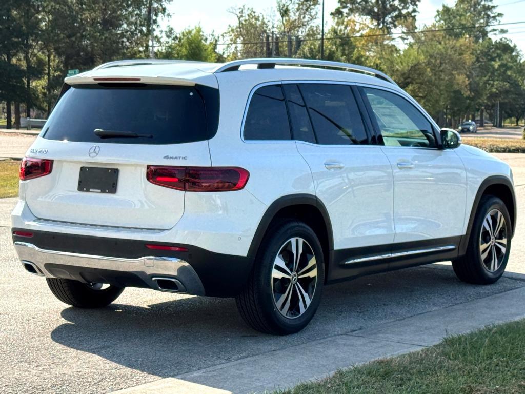 new 2025 Mercedes-Benz GLB 250 car, priced at $49,595