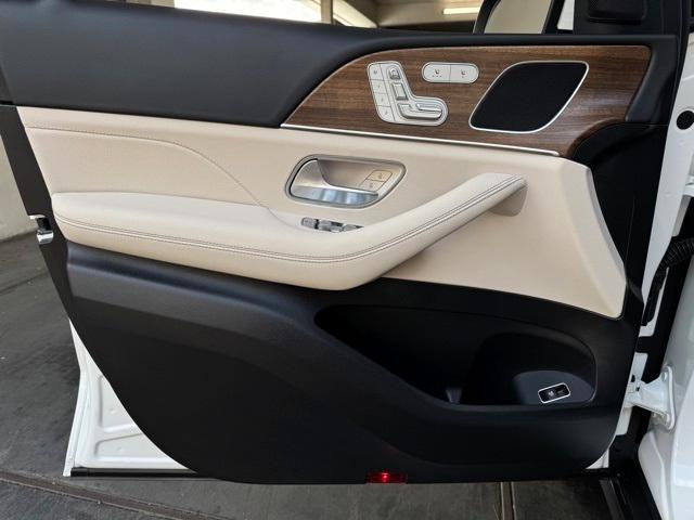new 2025 Mercedes-Benz GLE 350 car, priced at $64,635
