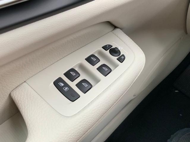 used 2020 Volvo S60 car, priced at $20,880