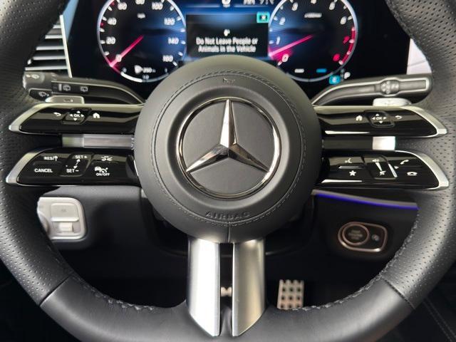 new 2025 Mercedes-Benz GLS 450 car, priced at $98,730