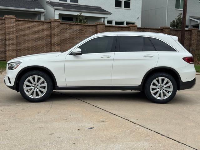 used 2020 Mercedes-Benz GLC 300 car, priced at $26,880