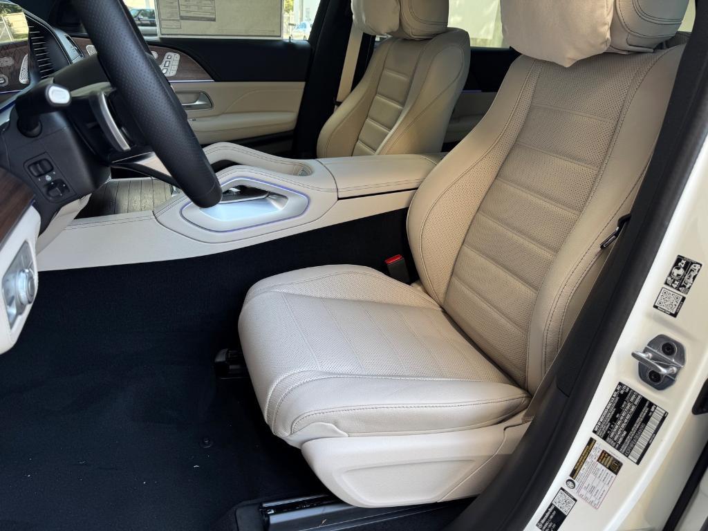 new 2026 Mercedes-Benz GLS 580 car, priced at $120,235