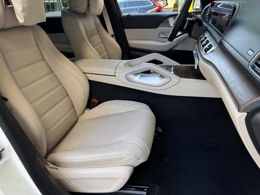 new 2026 Mercedes-Benz GLS 580 car, priced at $120,235