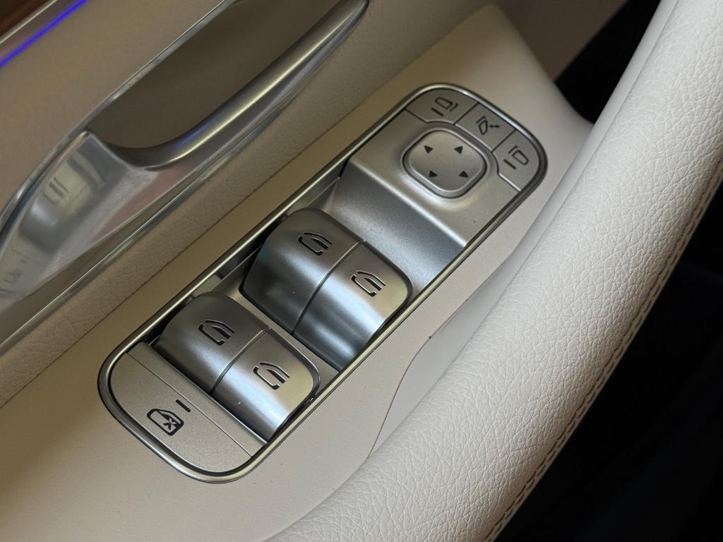 new 2025 Mercedes-Benz GLE 350 car, priced at $71,715