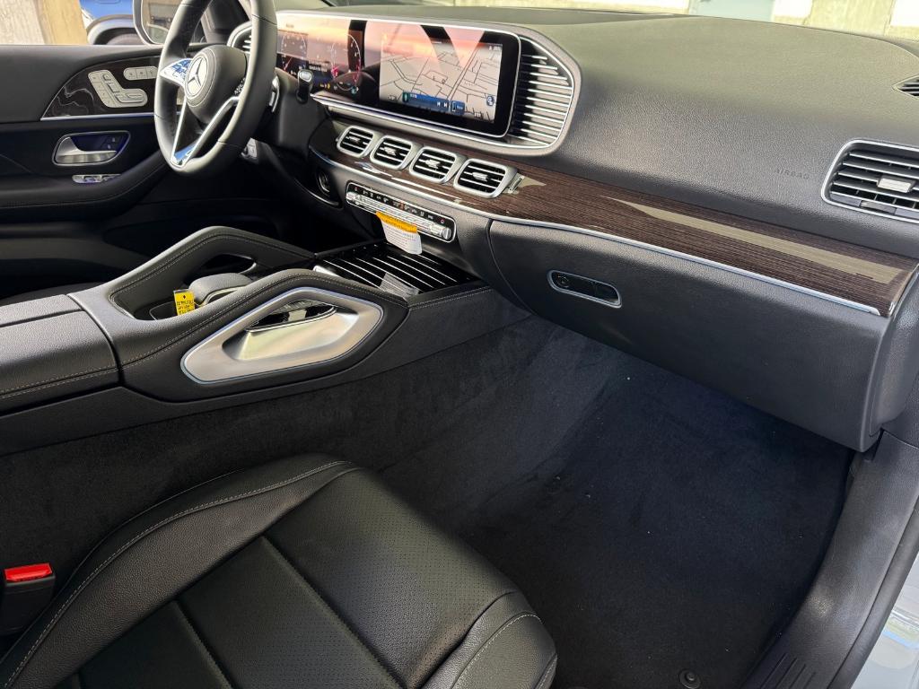 new 2026 Mercedes-Benz GLE 450 car, priced at $83,000