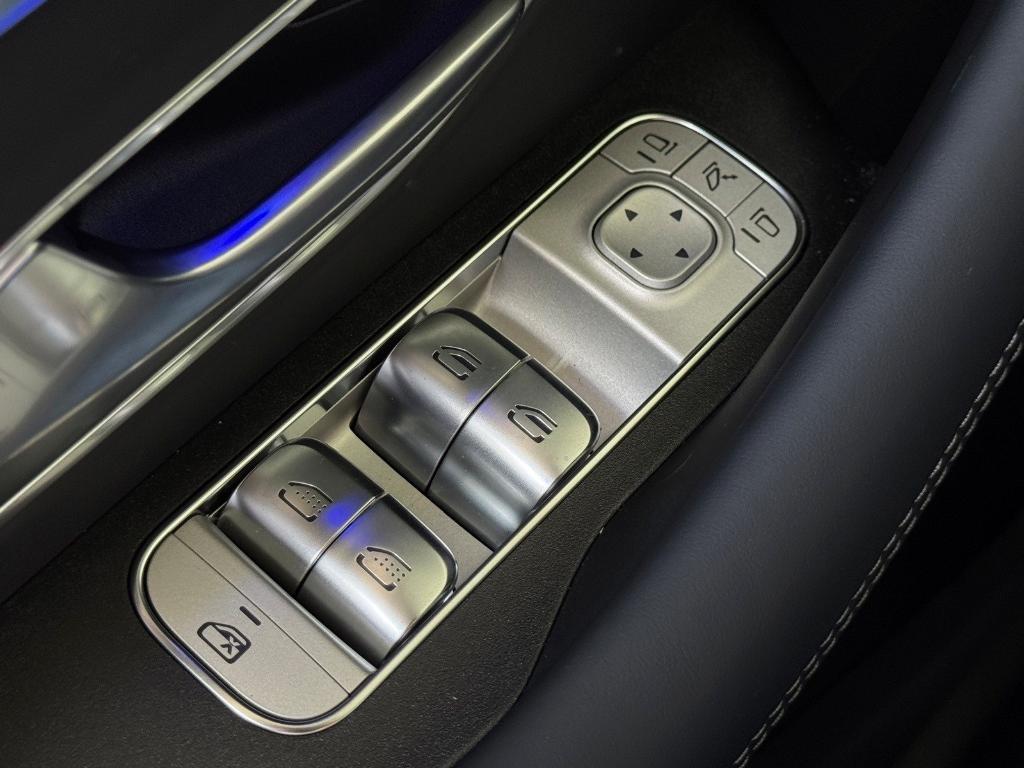 new 2026 Mercedes-Benz AMG GLE 63 car, priced at $139,370