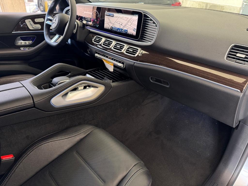 new 2026 Mercedes-Benz GLE 450 car, priced at $83,235