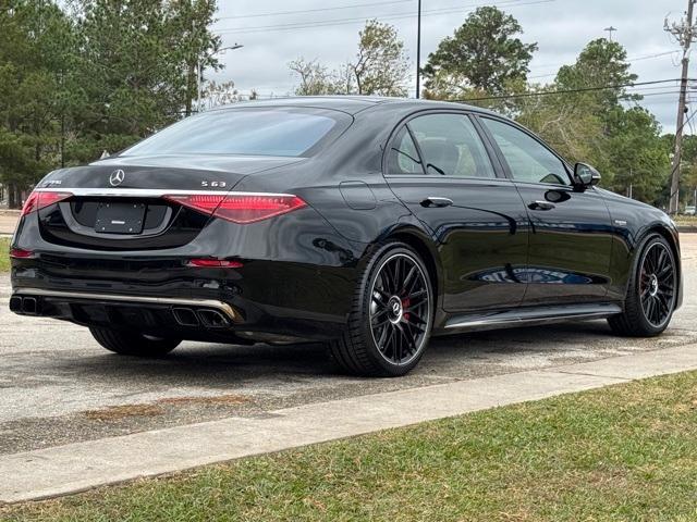 new 2025 Mercedes-Benz AMG S 63 E car, priced at $195,595