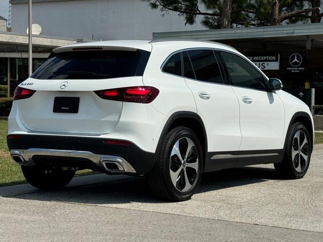 new 2025 Mercedes-Benz GLA 250 car, priced at $46,250