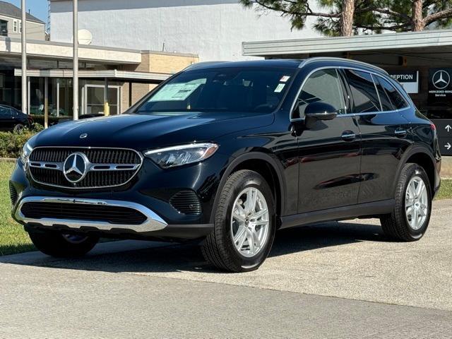 new 2025 Mercedes-Benz GLC 300 car, priced at $52,700