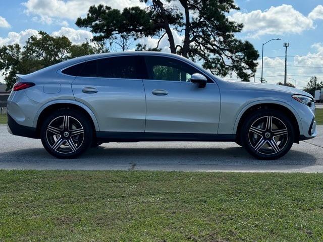 new 2025 Mercedes-Benz GLC 300 car, priced at $65,385