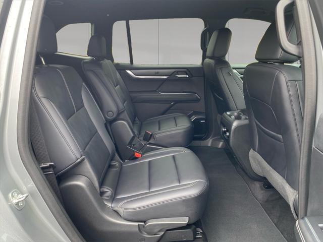 used 2024 GMC Acadia car, priced at $43,998