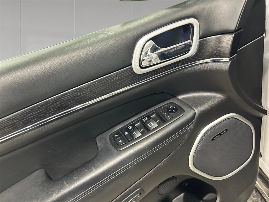 used 2019 Jeep Grand Cherokee car, priced at $19,674