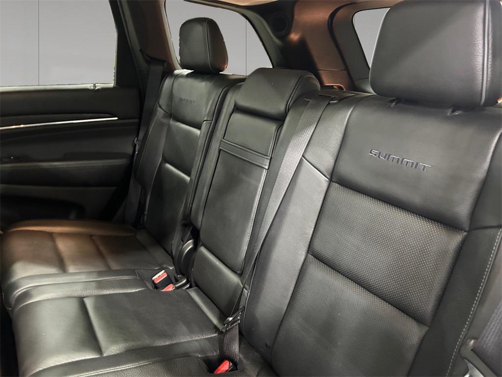 used 2019 Jeep Grand Cherokee car, priced at $19,674