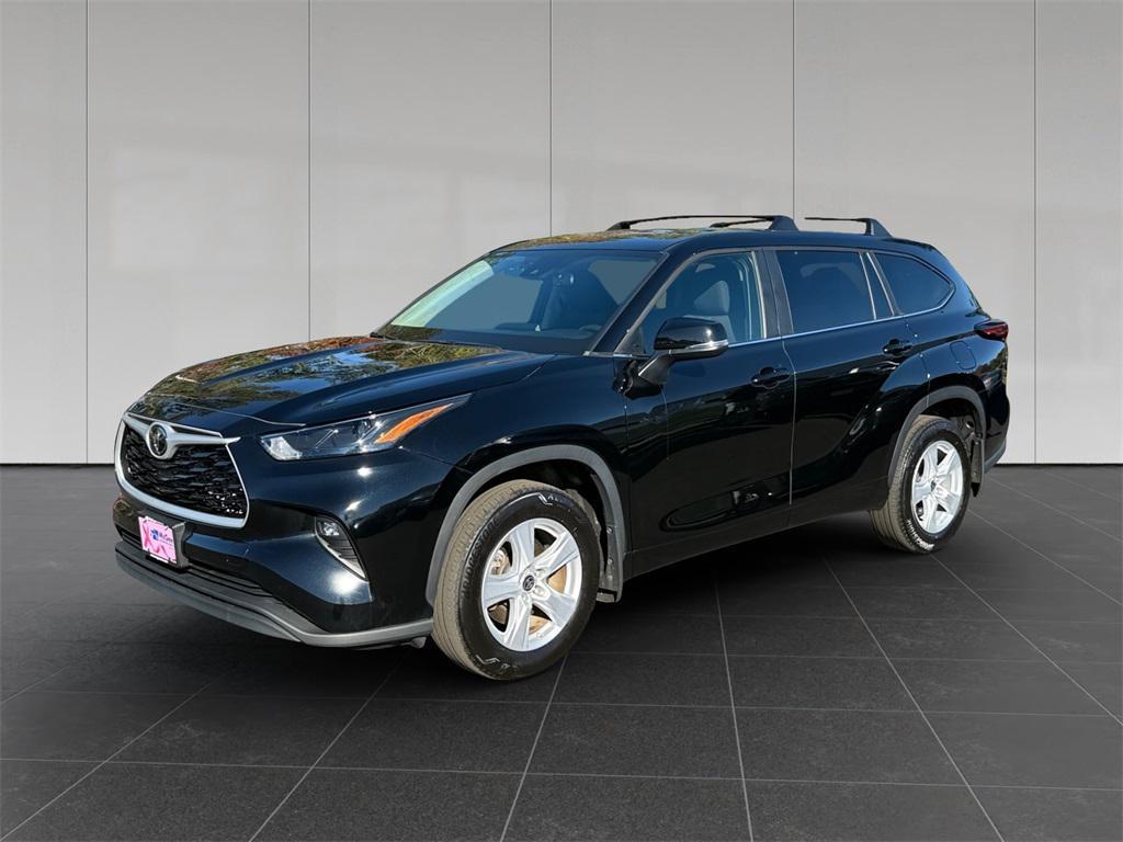 used 2024 Toyota Highlander car, priced at $36,223