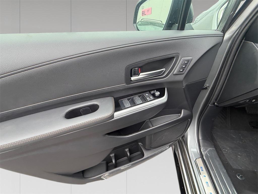 new 2026 Toyota Sienna car, priced at $57,824