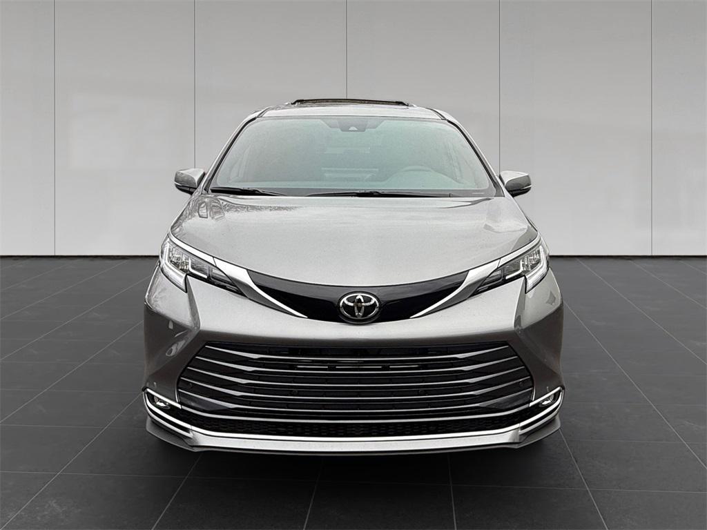 new 2026 Toyota Sienna car, priced at $57,824