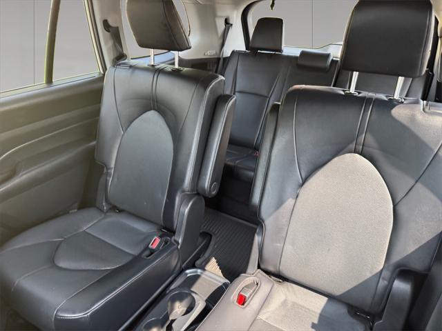 used 2024 Toyota Grand Highlander car, priced at $45,998