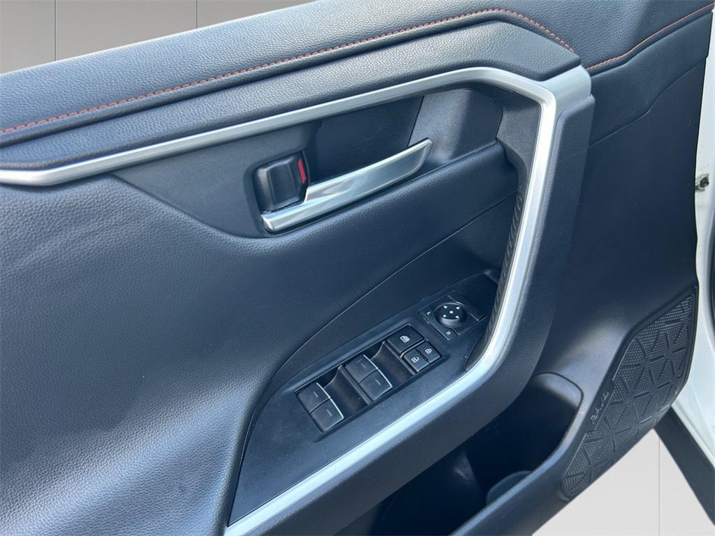 used 2022 Toyota RAV4 car, priced at $27,998