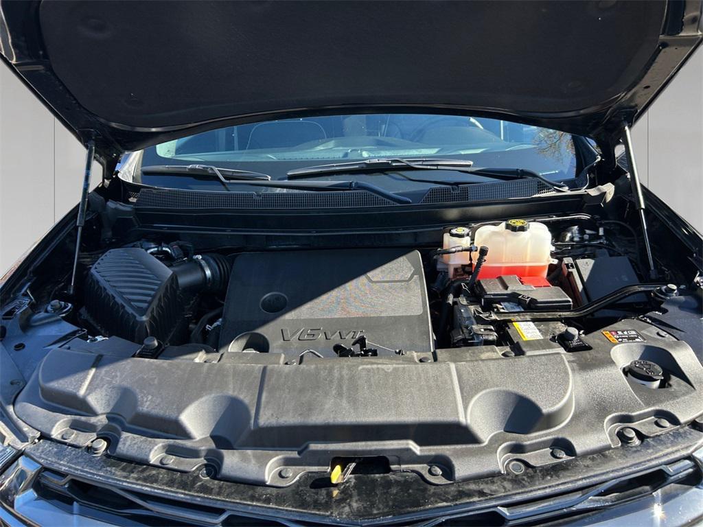 used 2024 Chevrolet Traverse car, priced at $41,962