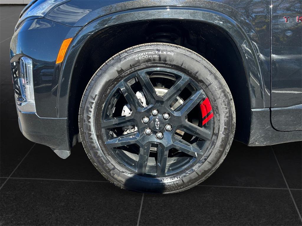 used 2024 Chevrolet Traverse car, priced at $41,962