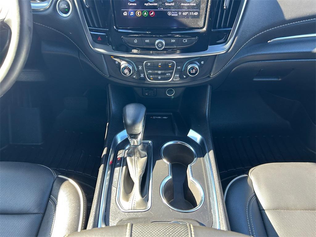 used 2024 Chevrolet Traverse car, priced at $41,962