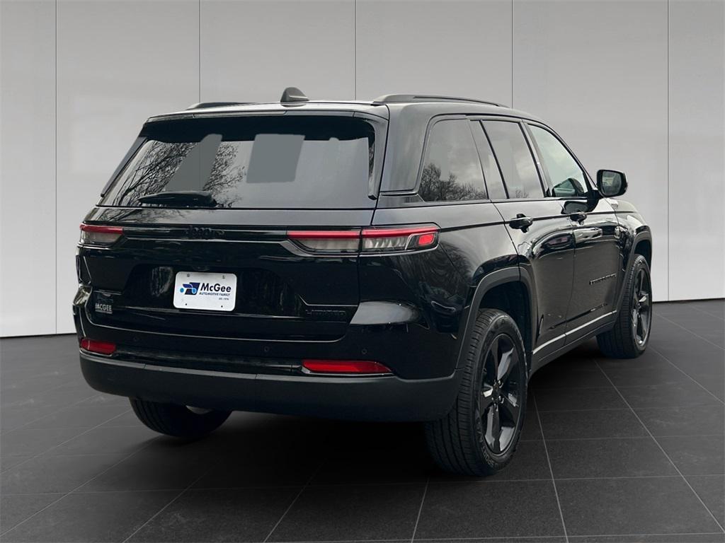 used 2023 Jeep Grand Cherokee car, priced at $26,752