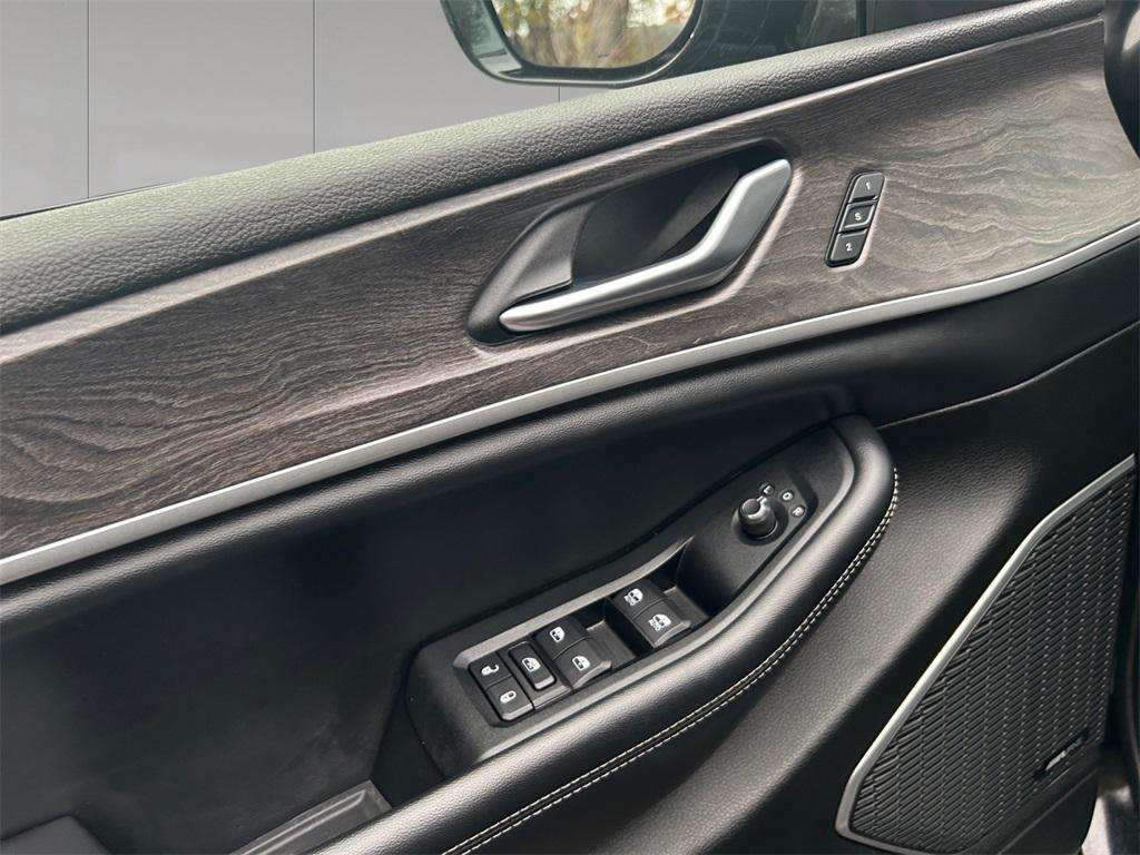 used 2023 Jeep Grand Cherokee car, priced at $26,752