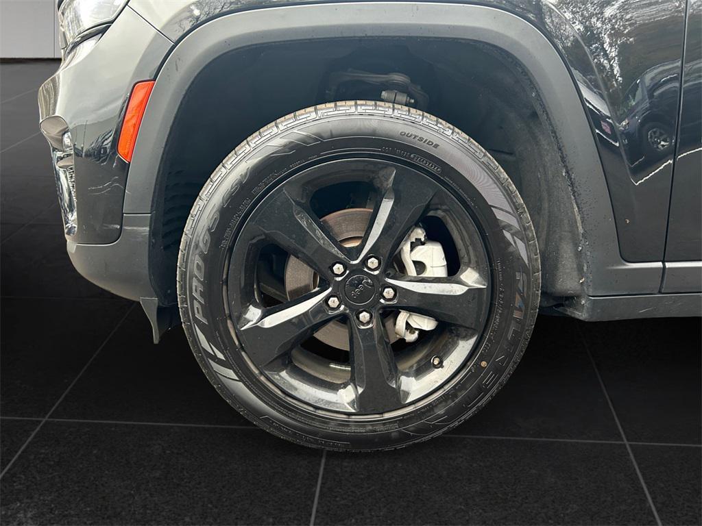 used 2023 Jeep Grand Cherokee car, priced at $26,752