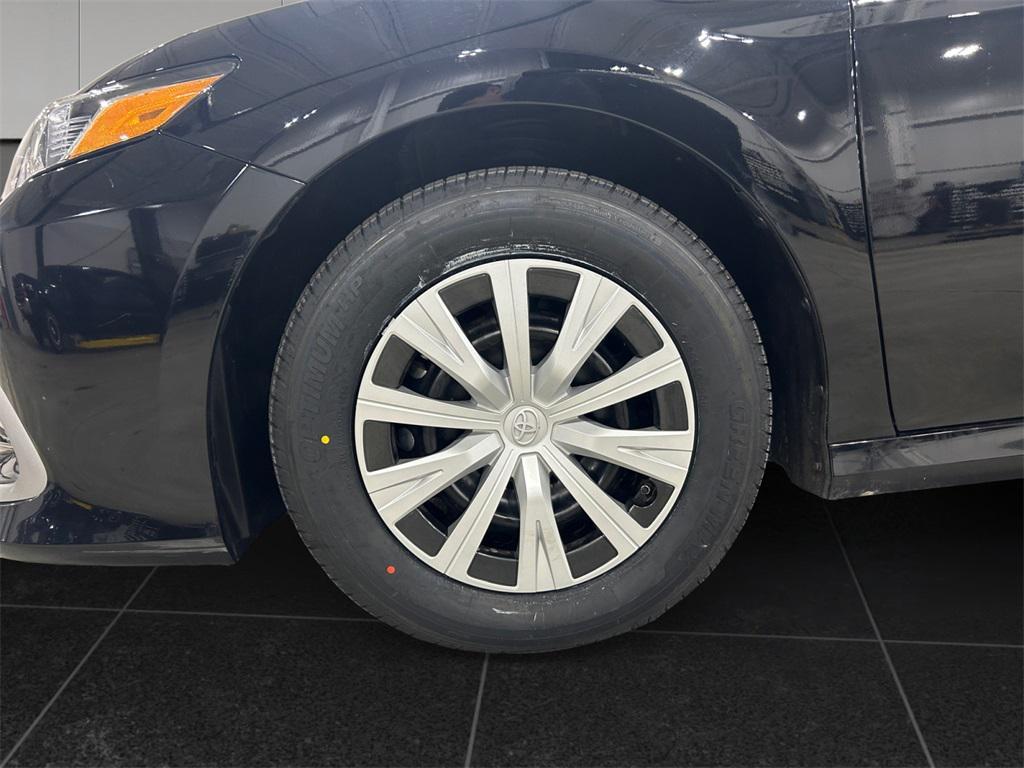 used 2024 Toyota Camry Hybrid car, priced at $26,628