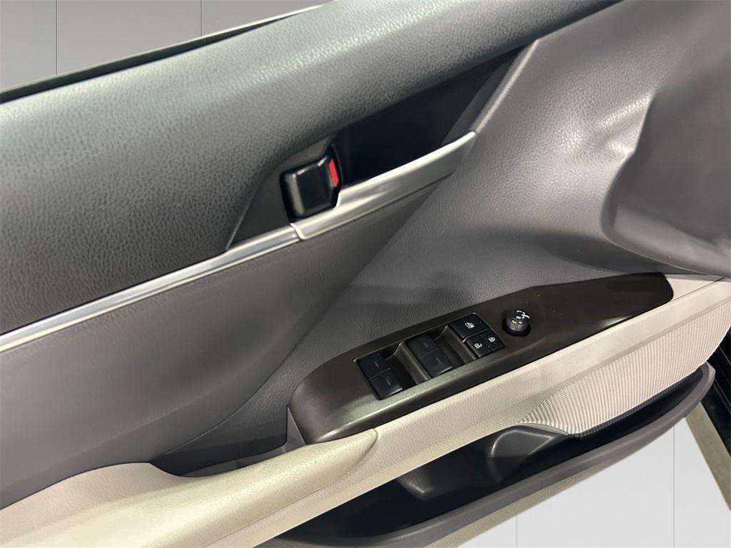 used 2024 Toyota Camry Hybrid car, priced at $26,628